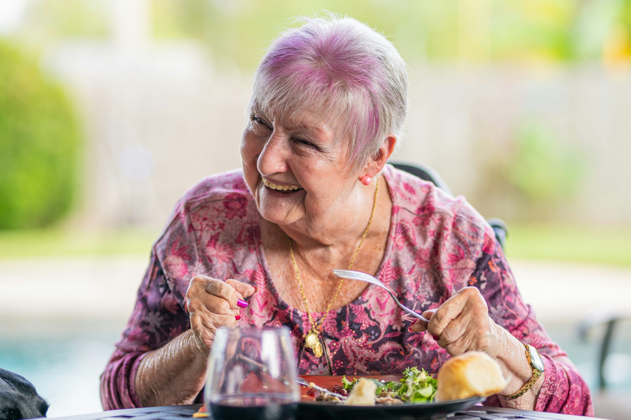 Anti-Inflammatory Foods That Help Seniors Fight Chronic Pain